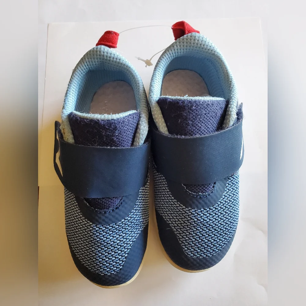 Nike - Picture 2 of 5